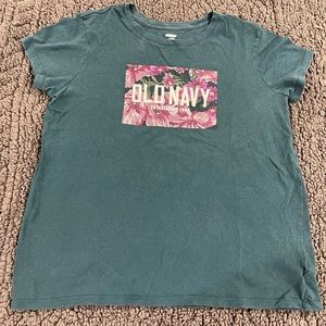 Women’s old navy T